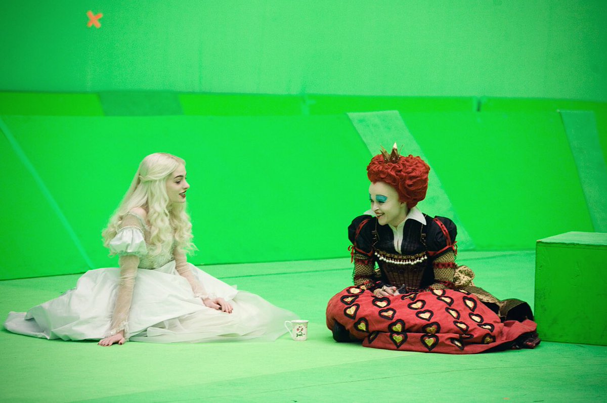 FansOfHBC's tweet photo. Helena behind the scenes of Alice in Wonderland [2010] https://t.co/fnBla7aPsl