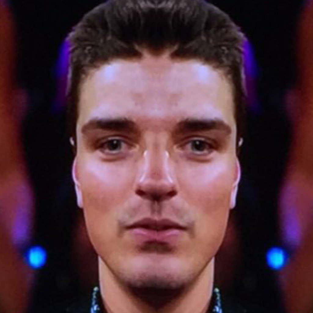 PlanetDolezal's tweet photo. When you wanted 2 girlfriends for the summer but all you got was a damn haircut. #BachelorInParadise https://t.co/oddScxrapi