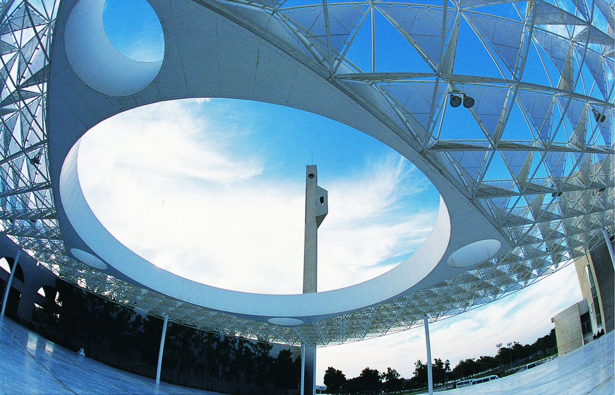 University of Bahrain is on "QS Beautiful Campuses" for this week. UOB is the largest public #university in #Bahrain topuniversities.com/universities/u…