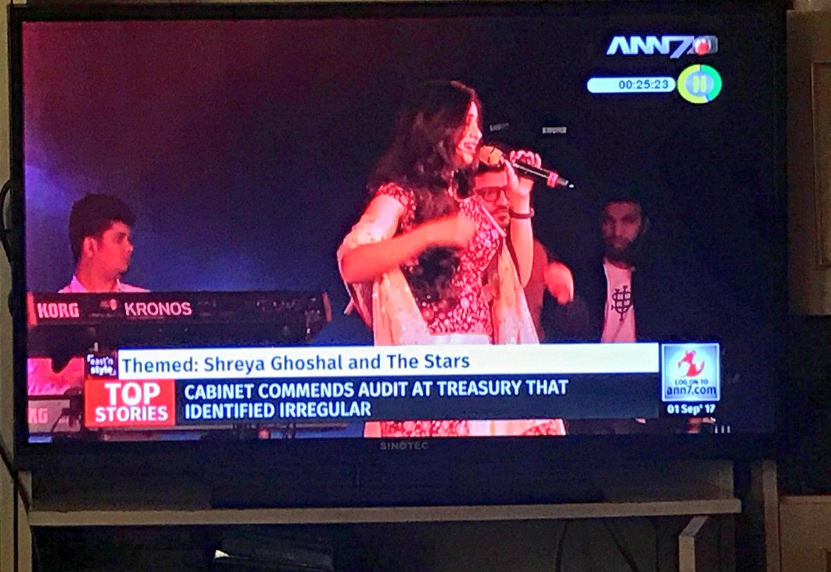 Ksingh03's tweet photo. When @shreyaghoshal appears twice on your TV on two different channels in one week 🙌🏽 ♥️ Johannesburg 2017 show flashbacks https://t.co/4s0Q5XEkjf