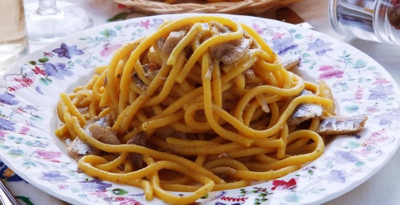 ConsLomb's tweet photo. #welovepasta  
#Bigoli #Marubini e #Pizzoccheri scopri le #ricette #tradizione #Lombardia #pausapranzo https://t.co/JyA00QXJ0j https://t.co/Lf4uwTppVR