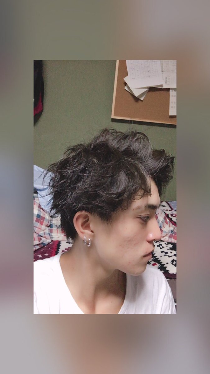 ちょん 久々のセット リバースアップバングで前髪はアイロンで熱を通して冷ますだけ ワックスはオーシャントリコのクレイ かっこいいとおもったらrt いいと思ったらrt すごいと思ったらrt やってみたいと思ったらrt