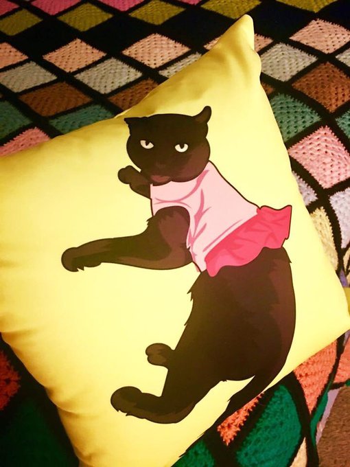 2 pic. because mommy loves her ninjakitty ??? tank yewww @printyourpet ?☀️???☀️??? https://t.co/xOSP