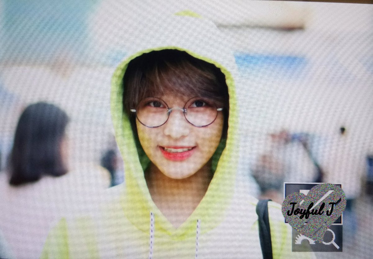JoyfulJ_Dot's tweet photo. 170912 KBS 열린음악회 출근 프리뷰 #제니 #이소율 #소율 #Jenny #다이아 #DIA #Love_Generation #LUB https://t.co/StWTfbcClM