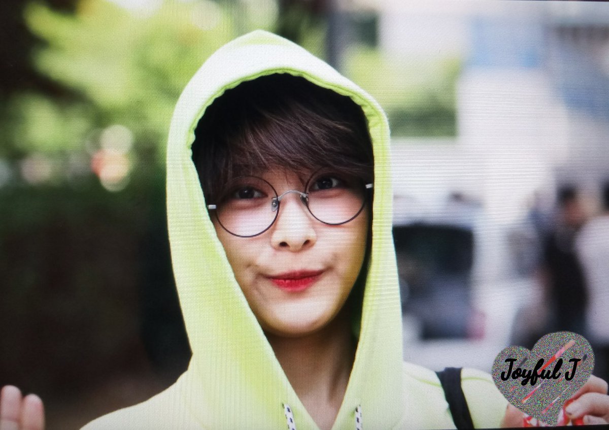 JoyfulJ_Dot's tweet photo. 170912 KBS 열린음악회 출근 프리뷰 #제니 #이소율 #소율 #Jenny #다이아 #DIA #Love_Generation #LUB https://t.co/StWTfbcClM