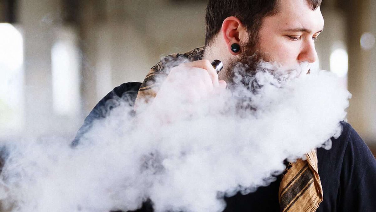 ElektrSigaraEvi's tweet photo. #Soruyoruz Sigaraya Veda Zamanı Gelmedi Mi?
https://t.co/HJc8ikBAIw
#Türkiye #İstanbul #Ankara #İzmir #Şişli #elikit #esigara #vaping #mod https://t.co/fS53ZlAAb5