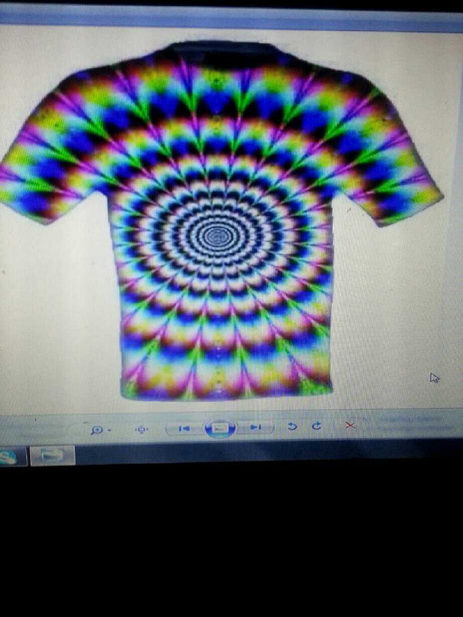 StratiPaolo's tweet photo. @tshirtmagazine 
ciao hoo disegnato queste maglie 3d mi pyacerebbe produrle con voi vi interessano ?
ciao Paolo https://t.co/NSJklzaw5c