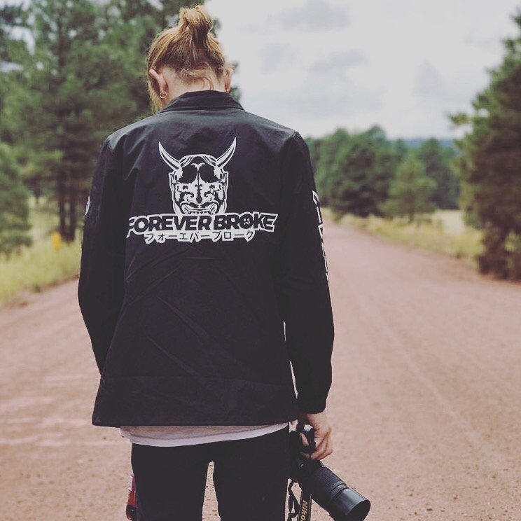 Foreverbrokejp's tweet image. Who wants the windbreakers back?