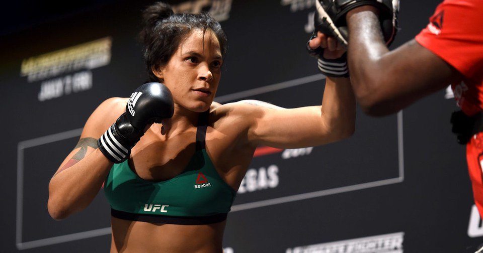 Ericfights's tweet image. UFC 215: Amanda Nunes Looks to Start New Era for UFC Women's Division  
crwd.fr/2eYoM5n