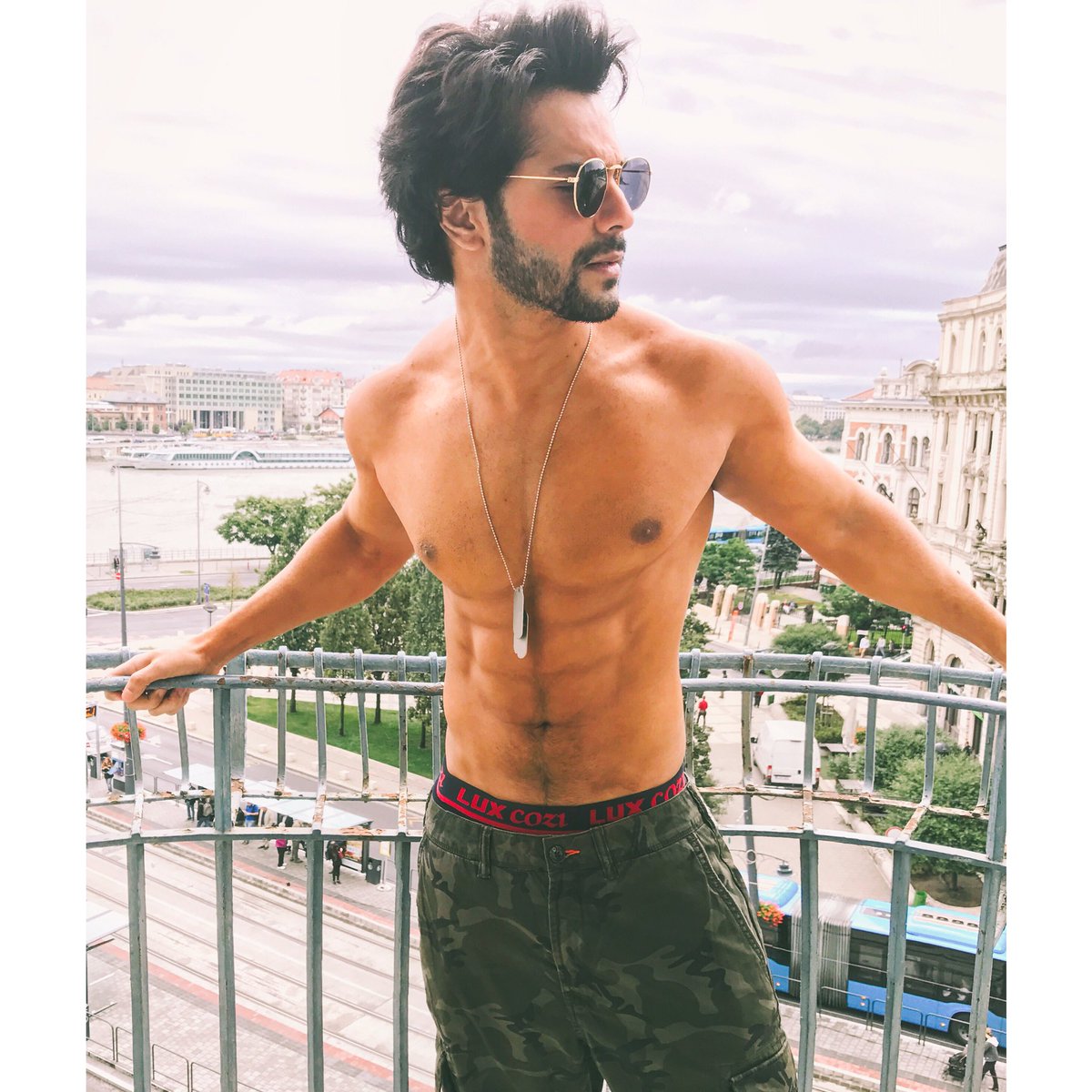 Varun_dvn's tweet photo. #varuninbudapest. Been training hard for this. Stunts, thrill and love ❤️ https://t.co/wGr4i10dVD