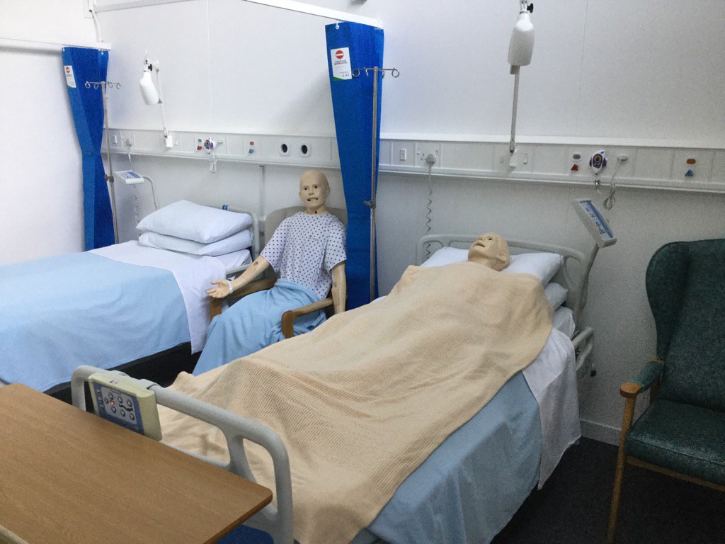 CatherineHughe7's tweet photo. @PUNC14 UOP Exeter school of nursing simulated ward ready for teaching and learning. https://t.co/fKnXY3ReLP