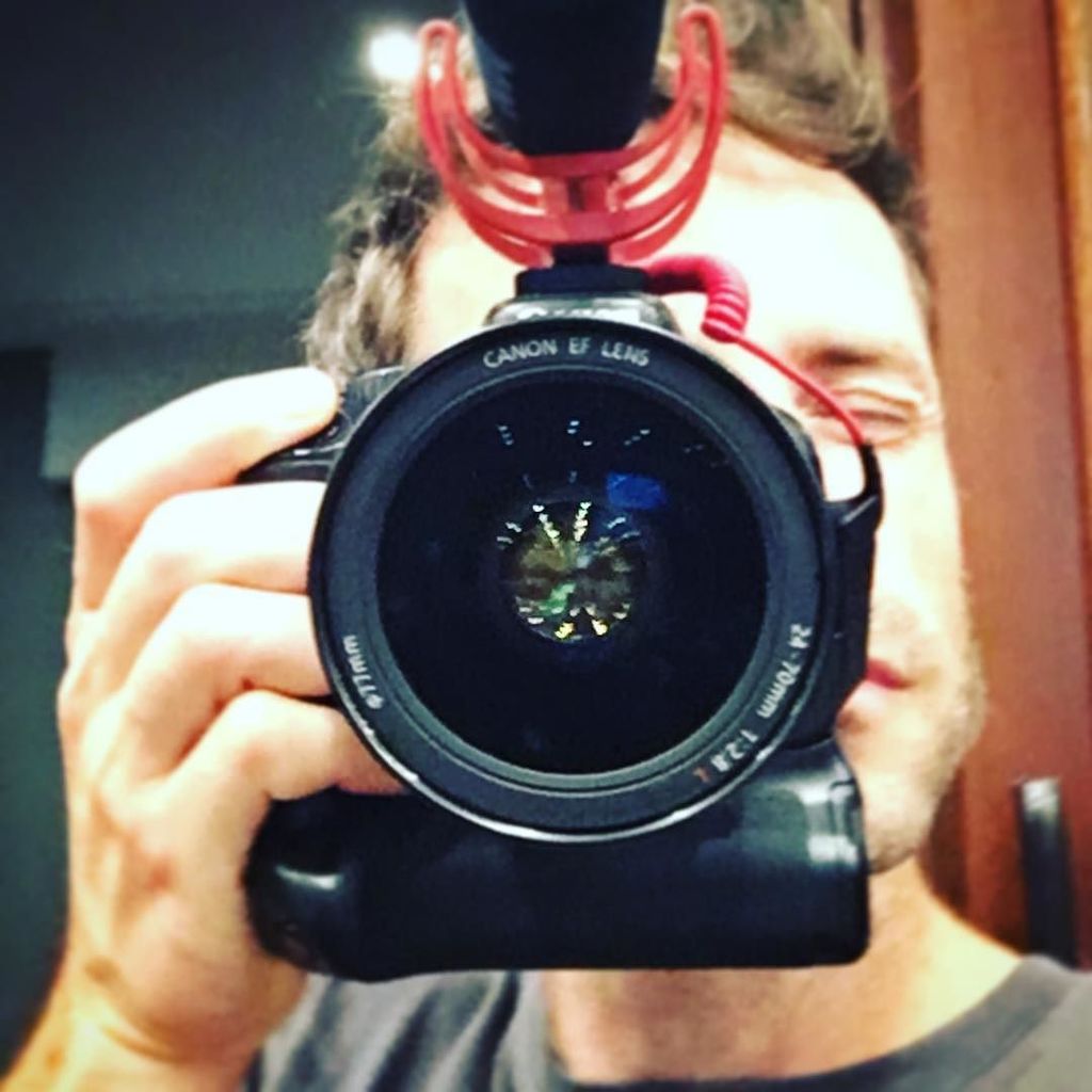 viotsebastien's tweet photo. Quoique vous fassiez, faites-le bien ! #g2nlcom #videomaker #Canon #24-70 #2.8 #røde #videomic #selfie #memyselfan… https://t.co/gllAIgSqwQ https://t.co/xfxKNZ9Cp7