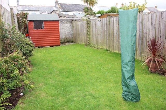 Who wants to live at this house in St Stephen? 🙋 #Cornwall #House 
> bit.ly/2fel8B1