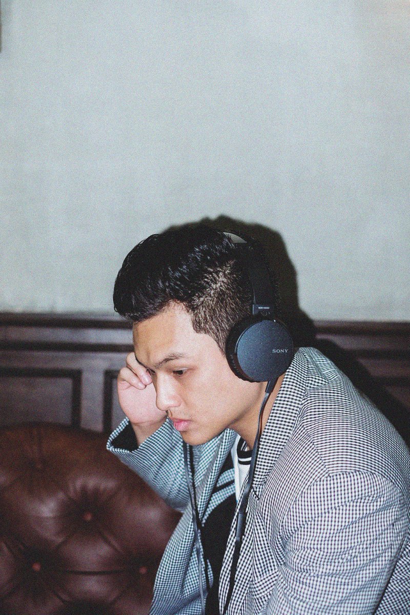 rammybitong's tweet photo. For FREE TICKETS to ULTRA PH 

Repost this photo and answer this:

Why do you love BASS? 

3 winners, 2 tix each!

#SonyXBass .@SonyPHinc https://t.co/5fDDoOb9UX