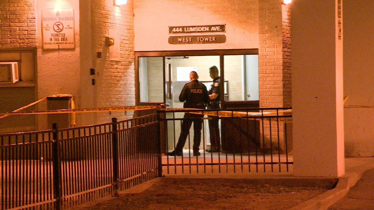 Stabbing 444 Lumsden Ave. East York. Male stabbed multiple times