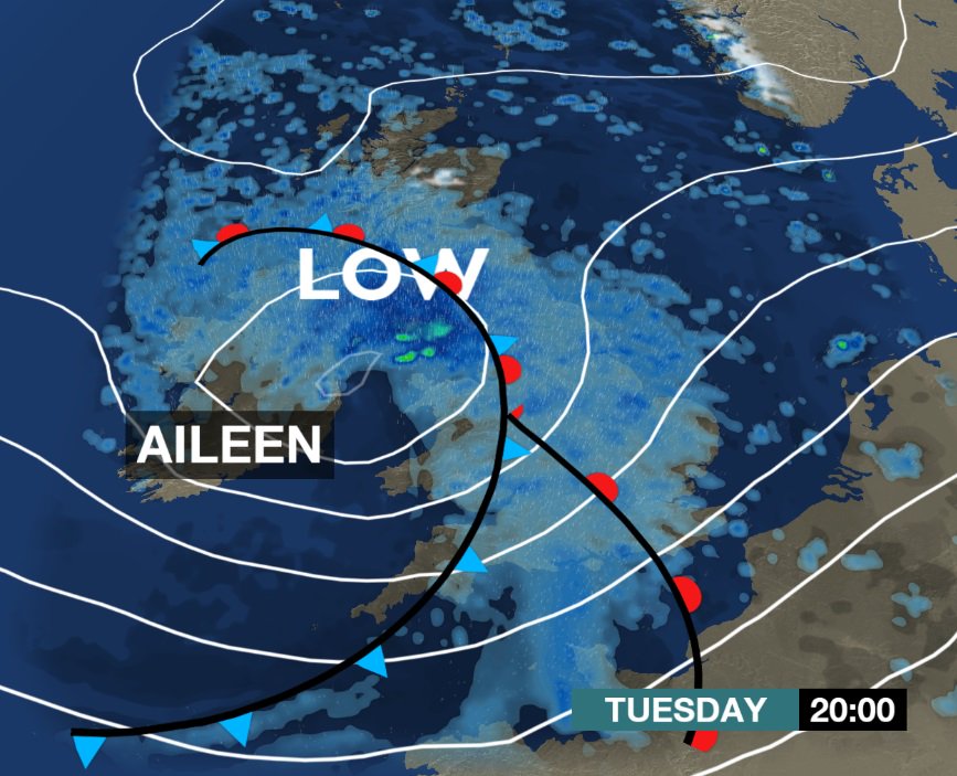 Storm Aileen at maximum strength