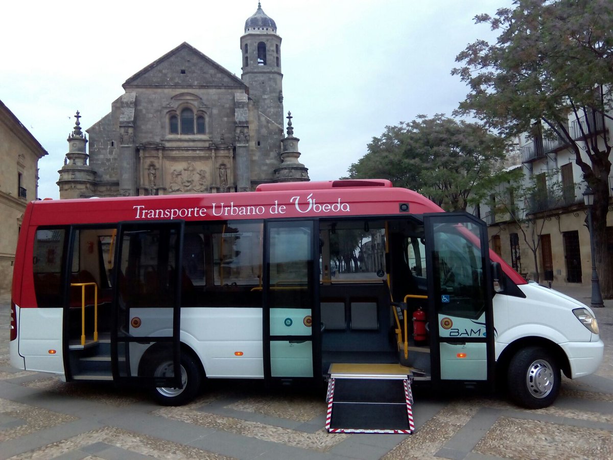 Ubeda bus viajes foto - Explorandofrancia.com