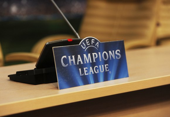 UEFAcomBogdanB's tweet photo. Finally back to business as @FCShakhtar start new #UCL journey. Follow build-up to #SHKNAP with me &amp; @UEFAcomPaoloM 👉https://t.co/ArlDhzNYF6 https://t.co/ibJzex4kh0