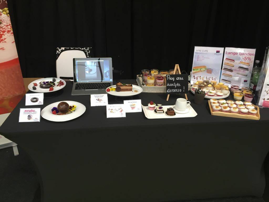 DiamondCollect3's tweet image. Huisbeurs Vleesboerke - Horeca
Vanhout met de nieuwe producten. 

Vanaf vrijdag komen de nieuwe producten online op deleye.com