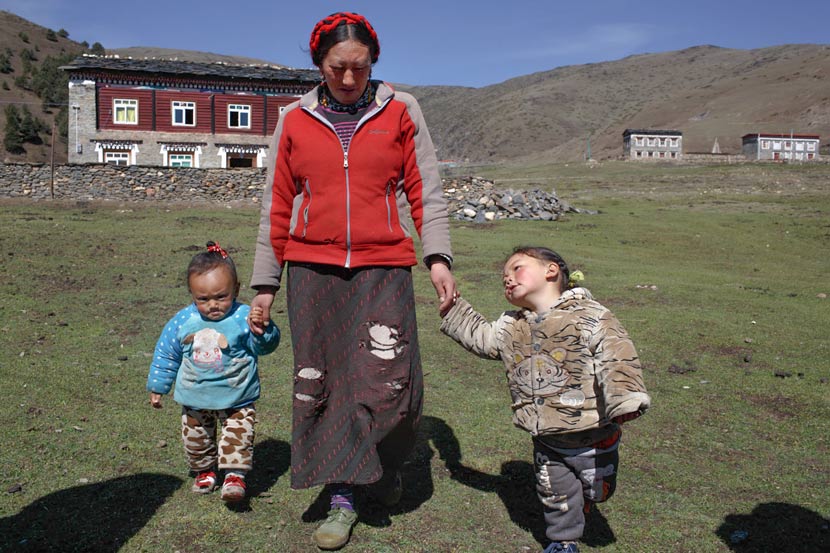 SixthTone's tweet photo. As tourism comes to the Tibetan grasslands, traditional #nonmaterialistic #BuddhistValues are beginning to change  https://t.co/uBqrGR4kVB https://t.co/PLY7SDFGoB