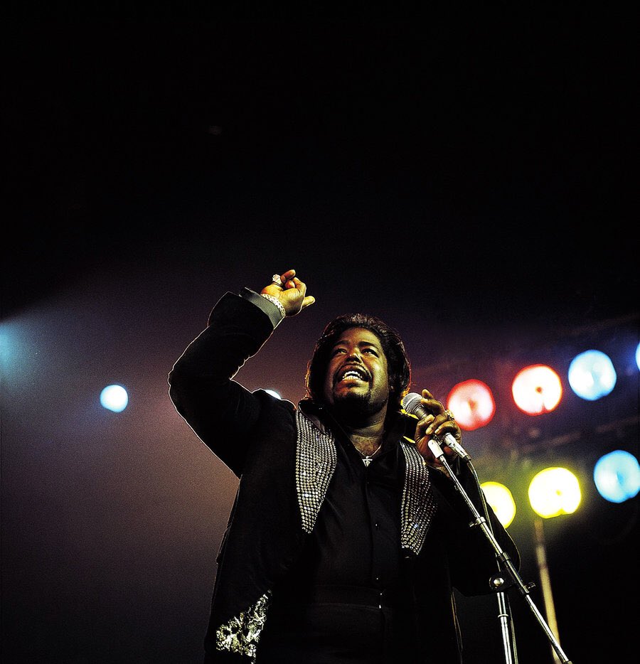 Barry Eugene Carter (aka Barry White), b. 09.12.1944 📸 David Redfern Royal Albert Hall, 05.13.1975