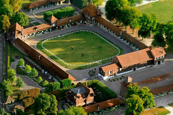 #JEP Au Domaine dép. du haras de Jardy
🗓️Animations &amp; visites autour de l'histoire du site, livret-jeu pour #enfants, balade en attelage...