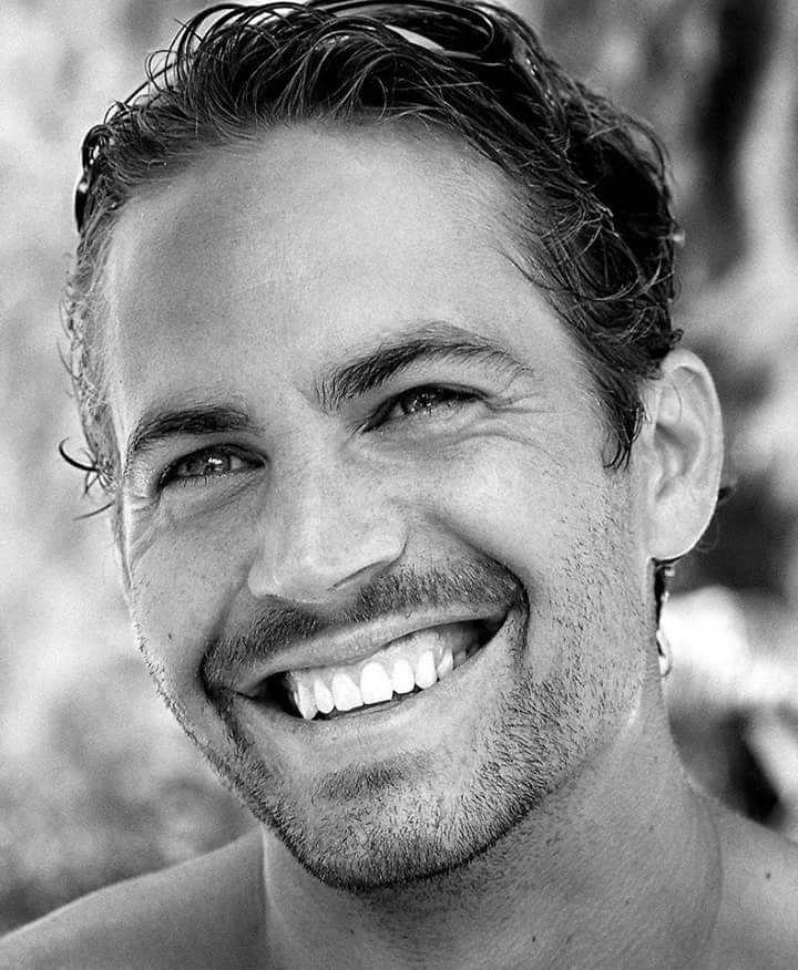 HAPPY BIRTHDAY PAUL WALKER 