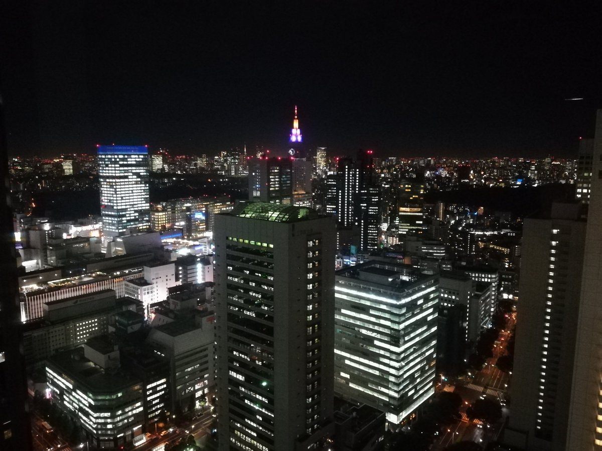ちーばー En Twitter 虹が終わると綺麗な夜景 新宿 新宿三井ビルから 代々木ドコモタワー 東京の夜景 ちーばー En Twitter 虹が終わると綺麗な夜景 新宿 新宿三井ビルから 代々木ドコモタワー 東京の夜景
