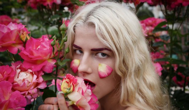 ANOUSKA BECKWITH is one of our young artists to watch at <a href="/STARTartfair/">START</a> at Saatchi (14th – 17th September)

culturewhisper.com/r/visual_arts/…