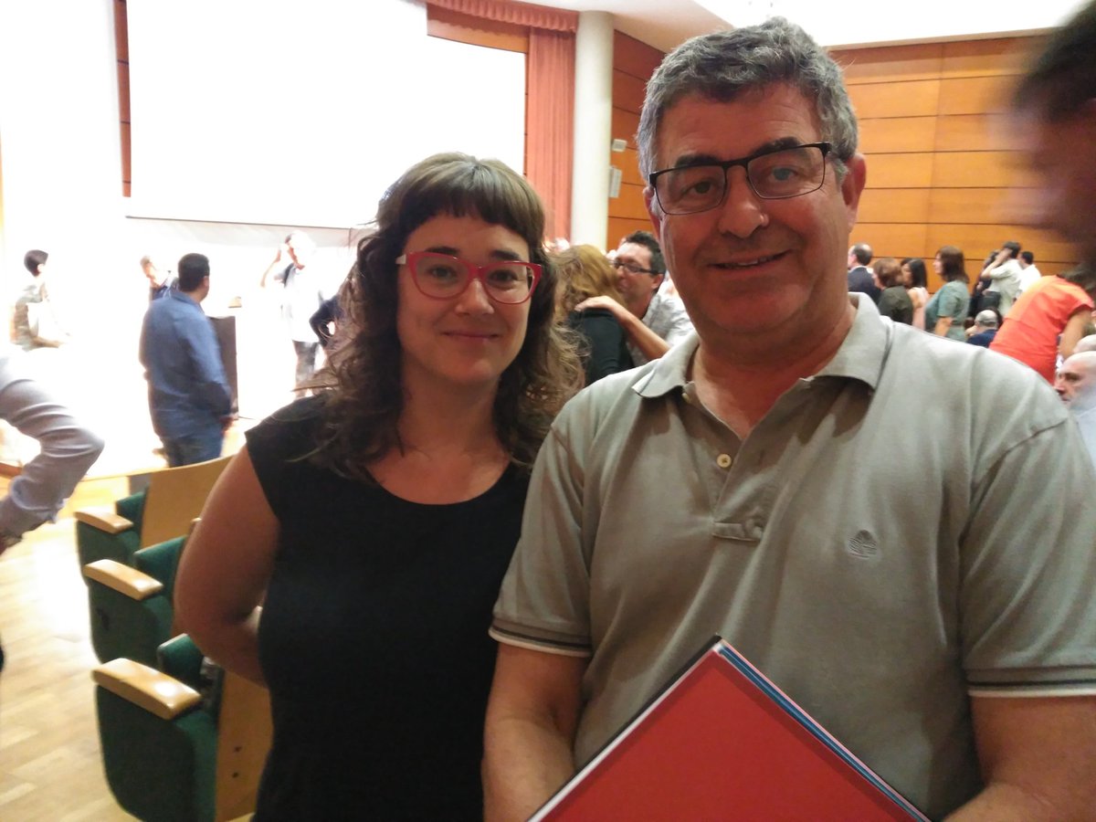 LLunarias's tweet photo. Hui he vingut a la presentació de la imatge visual de la nova RTVV, #Àpunt.Es cremen etapes.Tant de bó tinguem prompte els nostres mitjans. https://t.co/4eqJEYa2vn