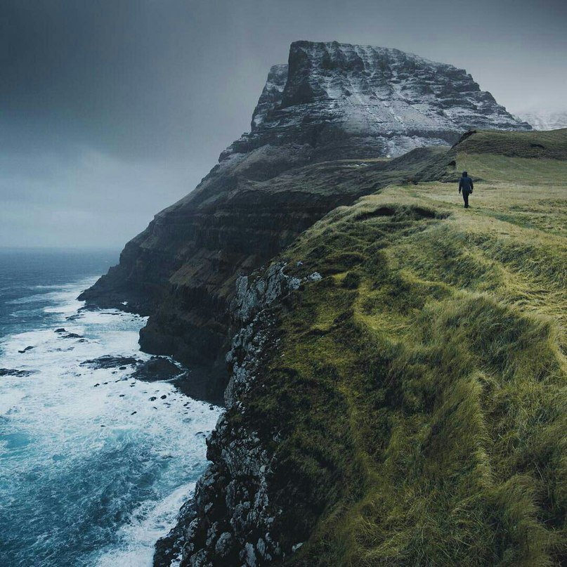 disaster_valeri's tweet photo. My new trip goal🌿🌱 https://t.co/L40xDvBIo0