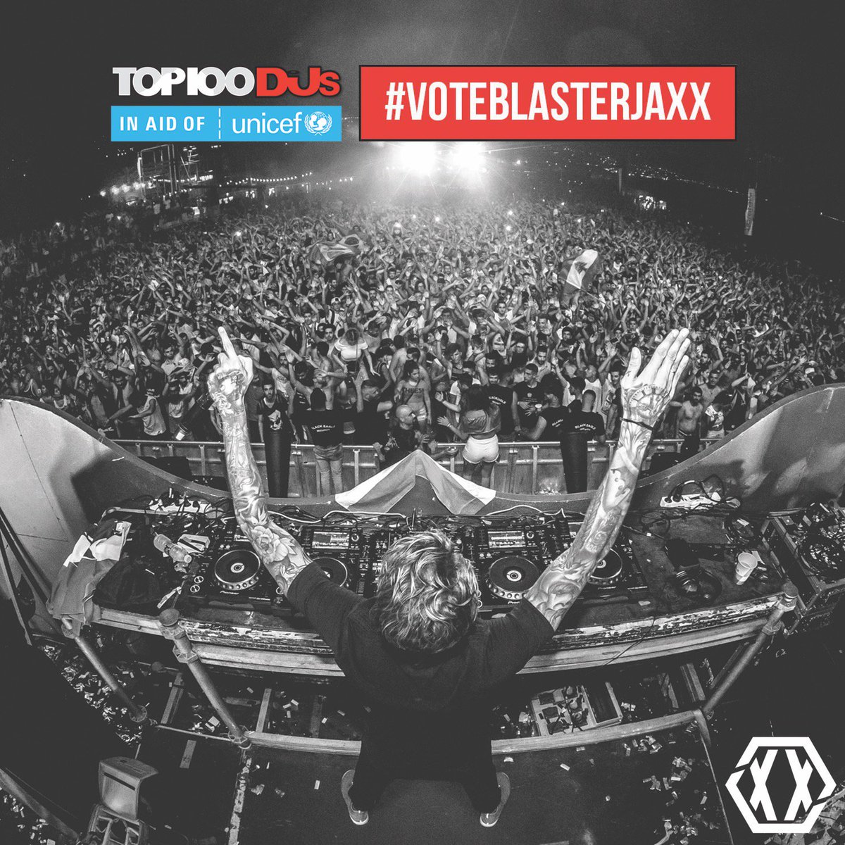 Last chance to submit your vote! Can we count on yours? 😏🙏🏽 top100djs.com https://t.co/srHxiPyjVn
