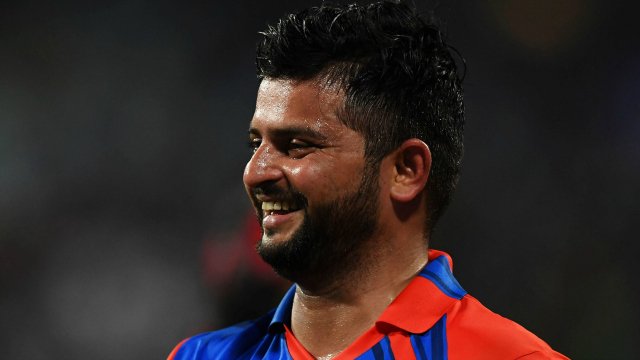 dna's tweet photo. Suresh Raina escapes major accident after his Range Rover's tyre bursts mid-journey on the way to #DuleepTrophy game https://t.co/1CrqfM7UND https://t.co/eD8TkD8ujD