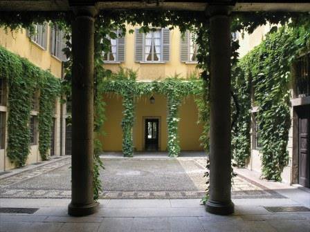 AVVISO: dal 26 sett al 2 ott chiusura <a href="/CasaManzoni/">CasaManzoni</a> per disallestimento "Mortality with Vitali". Riapertura martedì 3 ott. con consueti orari