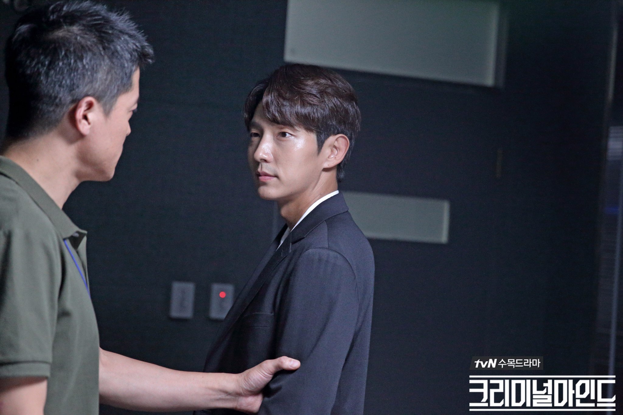 DJhQgPgWsAAQA1M.jpg:large