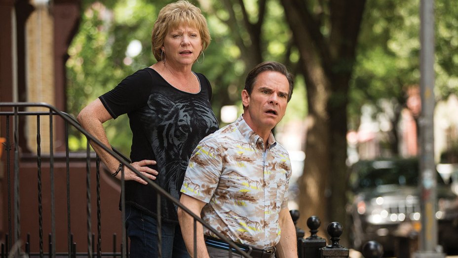 Happy birthday to a wonderful actor of the small screen, Emmy winner Peter Scolari! 