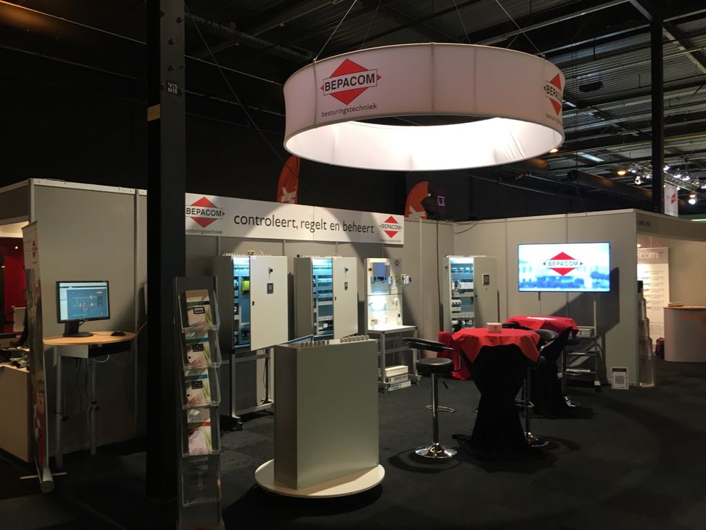 Wij zijn klaar voor de @Installatie_EH. Op stand 141 Hal 1 informeren wij u graag over de Standaard Bepacom Panelen en Naregelbehuizingen.