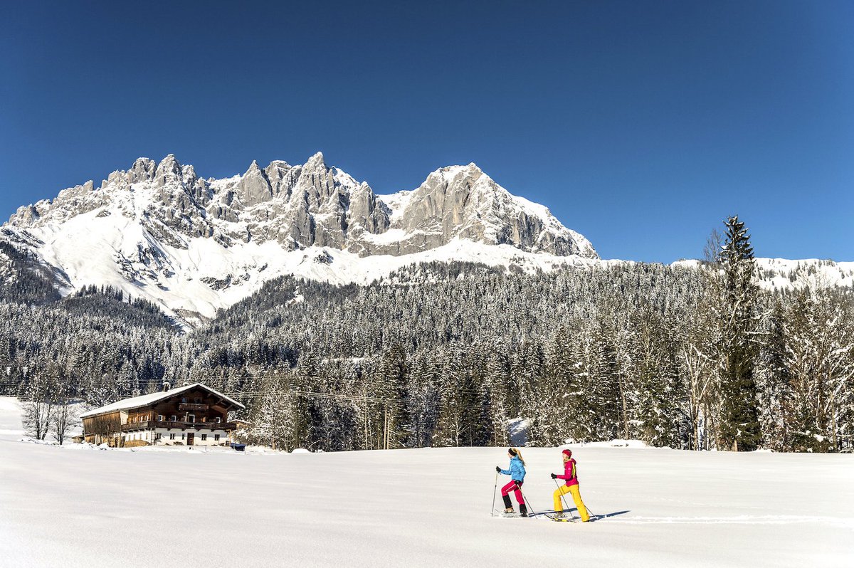 Have a look @ our new specials for February &amp; March 2018! goo.gl/RYTCth ❄⛷🎿🏂❄ #winterholidays #skiing #specialoffer