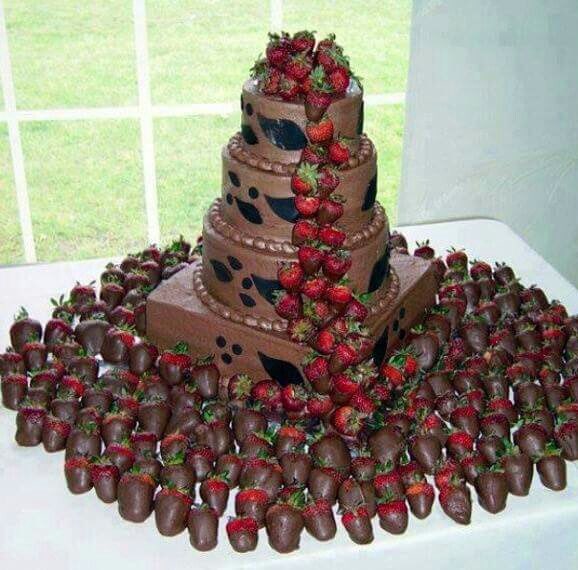 To: @trin_uh_teee 
Message: Something sweet for a chocolate goddess.
-Khalil