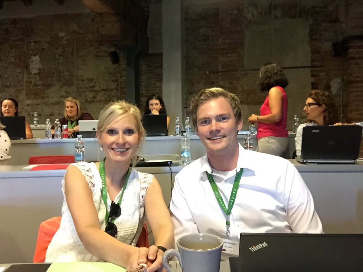 CarolinPahmeier's tweet photo. Guess who is in one team 💪🏻 Get the workshop started @TobiasHenneke #UCOM2 #selfiestick https://t.co/On06bkgonu