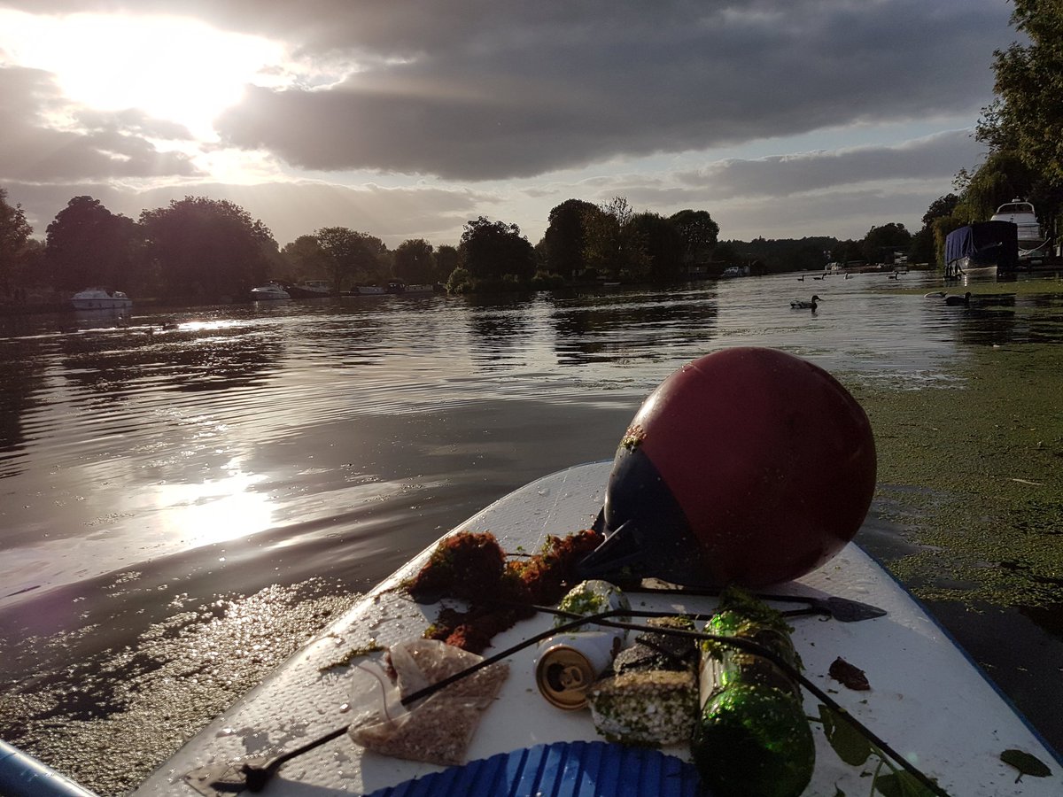 #henleyonthames River Litter Pick today at 630pm New St. Slipway. Join us! Please rt <a href="/EnvAgency/">Environment Agency</a> #cleanrivers  <a href="/henleymayor1/">Mayor-of-Henley</a> <a href="/henleyherald/">henley herald</a>