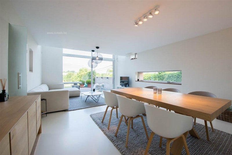 immonobels's tweet photo. #huistekoop in een #vierkantshoeve te #Kluisbergen.
Stijlvol en toch comfortabel. 
#immonobels #vastgoed #trendywonen https://t.co/1rvFQIrULL