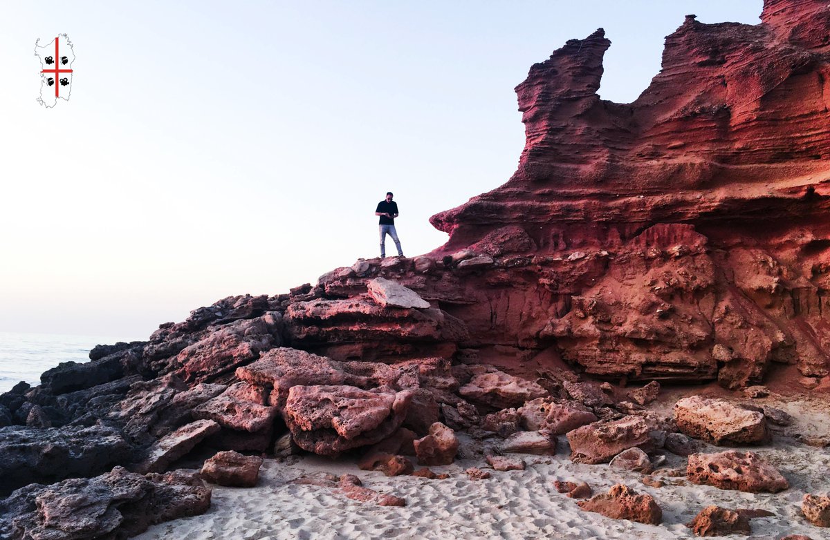 ShootSardinia's tweet photo. Look at this Sardinian rock star! ...Rock? Star? Geddit? #illseemyselfout
#shootsardinia https://t.co/tF2P0bkQCf