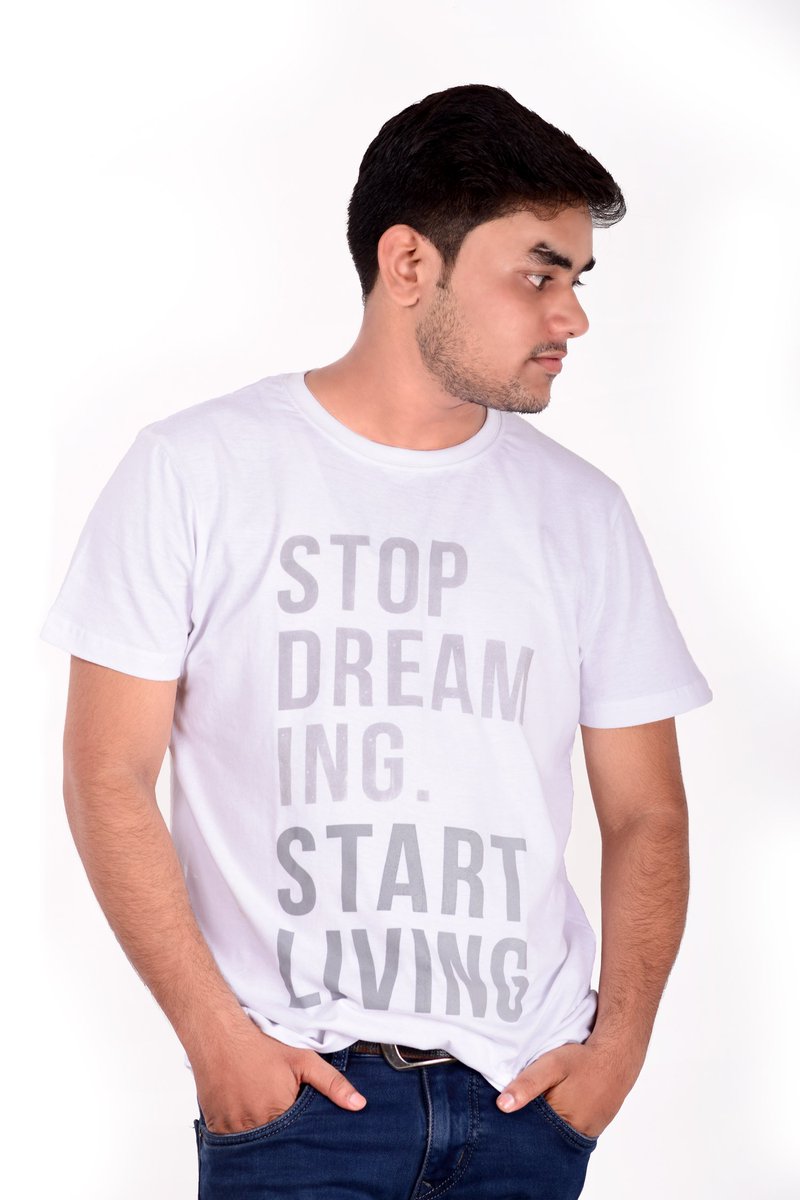 OnelinerFashion's tweet photo. Oneliner Quotes T-Shirt of Stop Dreaming Start Living #quotes #quotestshirts #oneliner #stopdream #startliving https://t.co/Rob8qXqQMR https://t.co/cqERzMFmWY