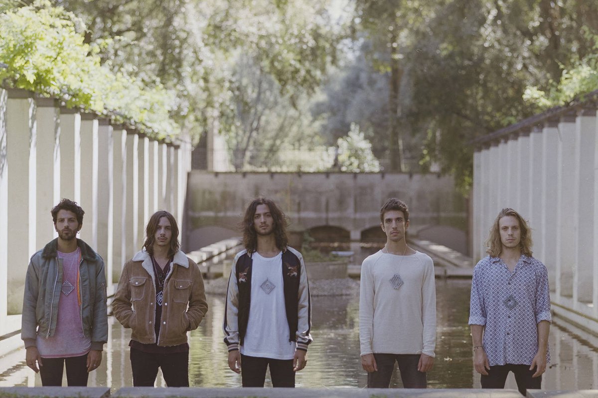 MysticSons's tweet image. NEW MUSIC DISCOVERY - 12.09.17 ft. @EnolaFallBand @TheDesertClouds @MoonsOfMars @HolyOysters @CaveboyMusic... mysticsons.com/article/new-mu…