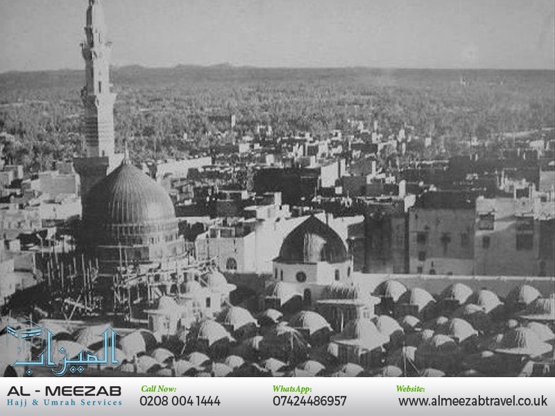 AlMeezabTravels's tweet photo. Very old and rare picture of #MasjideNabvi https://t.co/8ymDaQO9rr