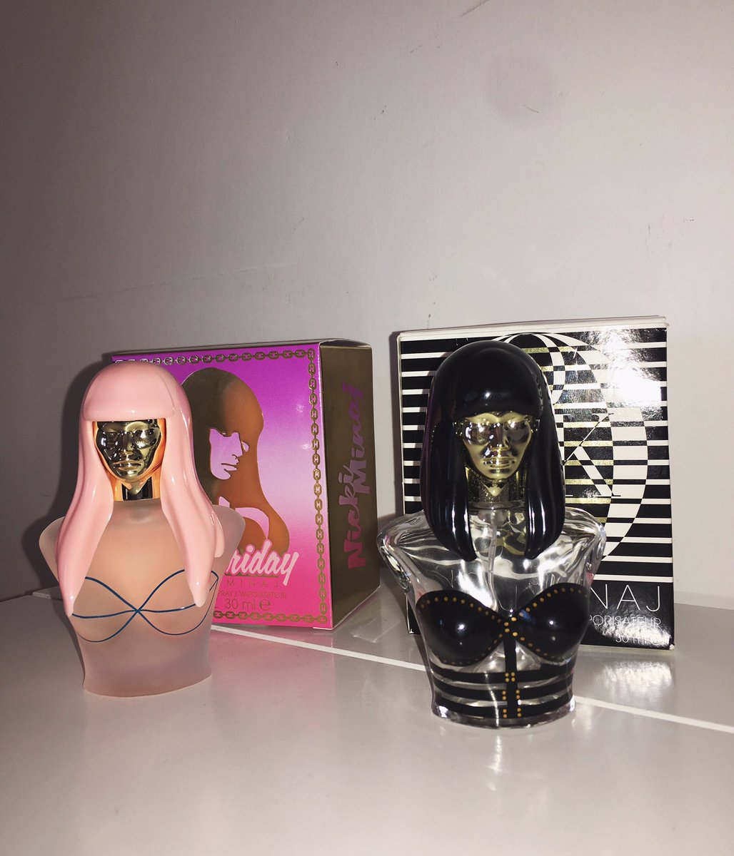 My two fragrances 💗 #Onika & #PinkFryday by my Queen @NICKIMINAJ 👑❤️