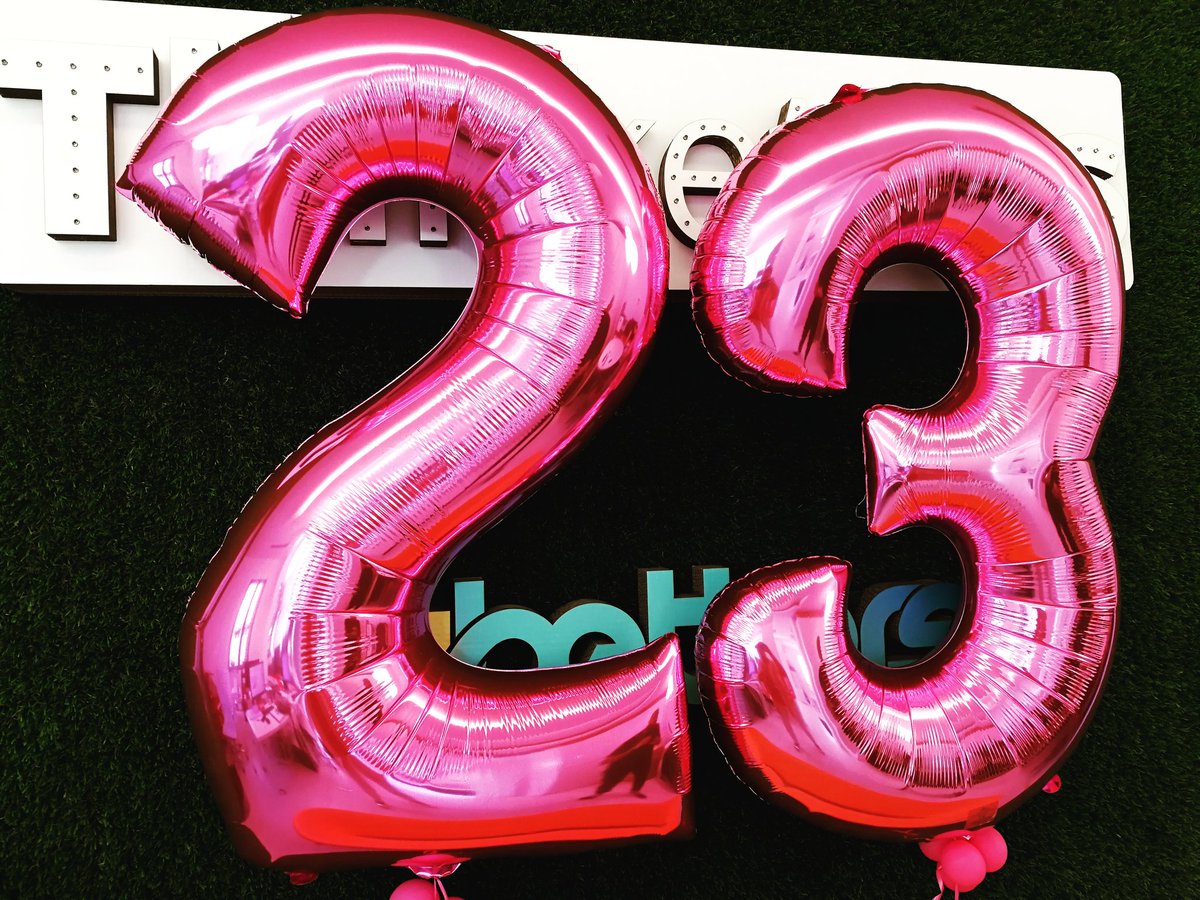 sonia_esteo's tweet photo. #thinketers #day! #happybirthday #passion #lovelife #creativeminds #happyworking #influencermarketing #thinketersfriends #thinketers23años https://t.co/6xTy9gDrrk