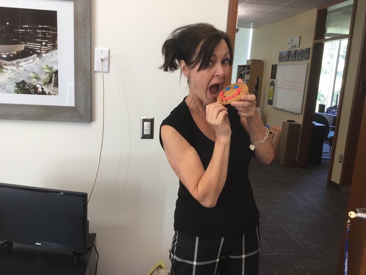 Food4Kids Hamilton (@food4kidshamont) on Twitter photo The Wonderful @SkellyHamilton with a #SmileCookie <a href="/Food4KidsHamOnt/">Food4Kids Hamilton</a> <a href="/HFShare/">Hamilton Food Share</a>. TY Donna for the many ways you support our kids. The Wonderful @SkellyHamilton with a #SmileCookie <a href="/Food4KidsHamOnt/">Food4Kids Hamilton</a> <a href="/HFShare/">Hamilton Food Share</a>. TY Donna for the many ways you support our kids.