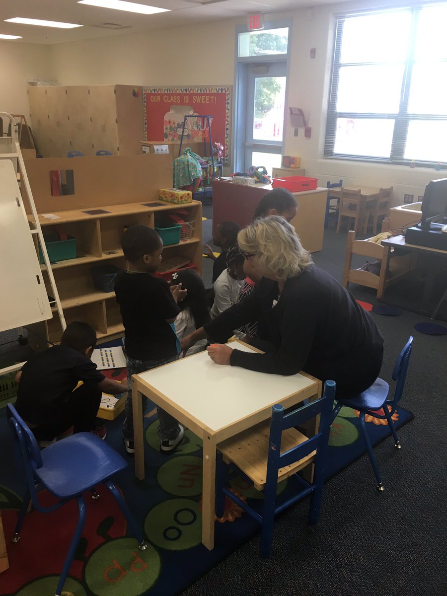 AMES_Principal's tweet image. PM Pre-K Day 1 --- already hard at play with our new classmates! #btscpps17 🍎✏️📙